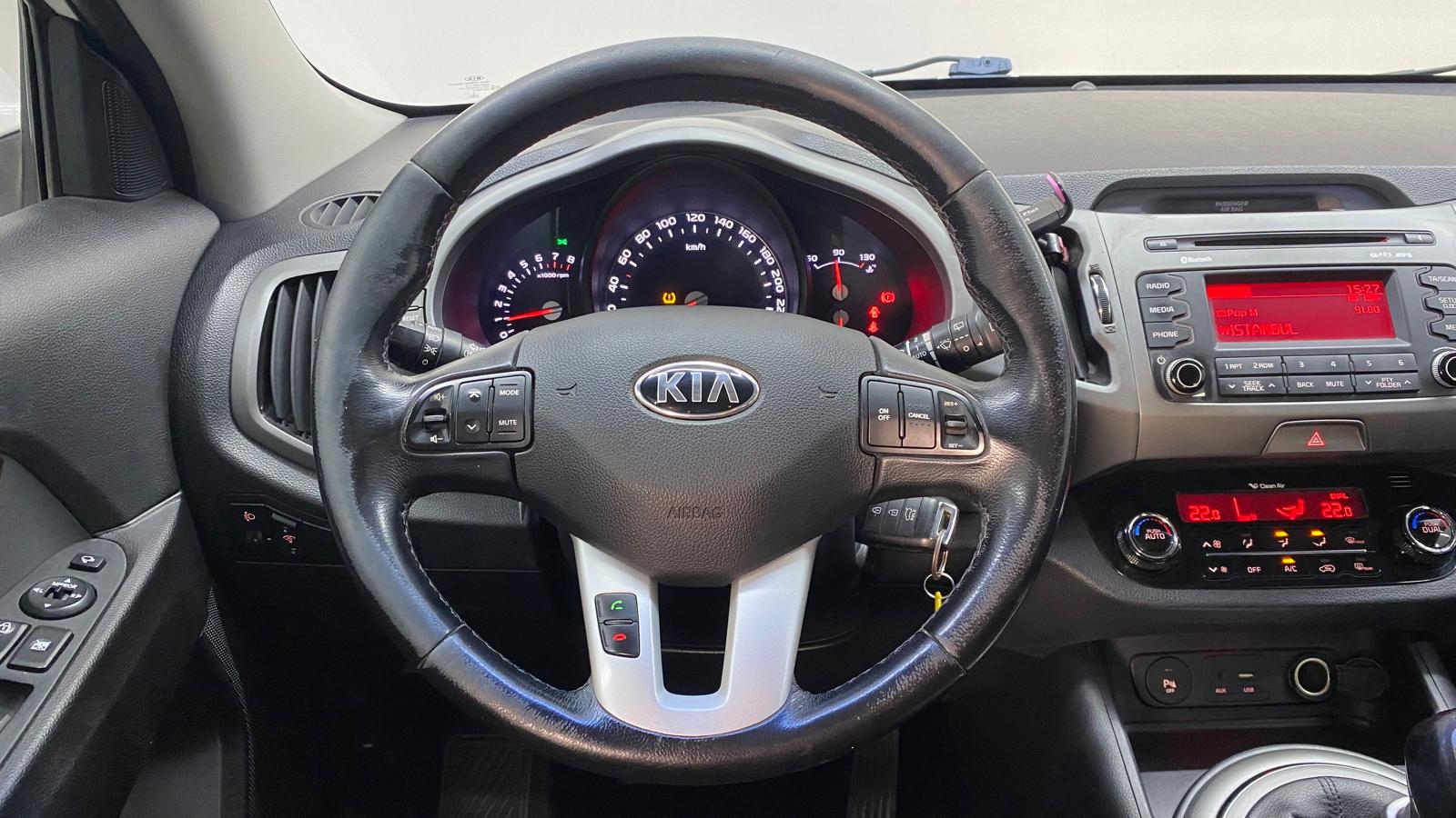 KIA SPORTAGE 11